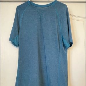 Lululemon tshirt size xl